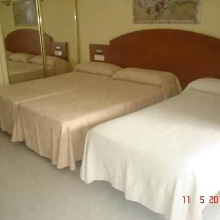 Pineiro 2 Estrellas Superior Otel 2*
