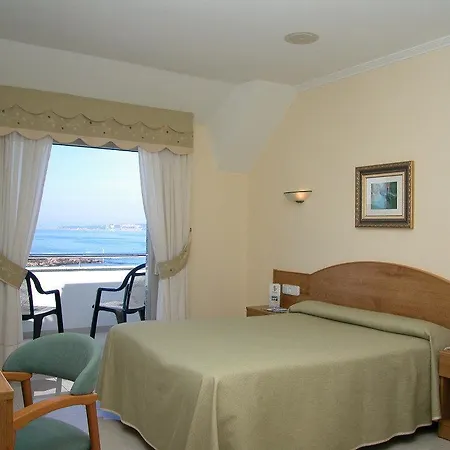 Pineiro 2 Estrellas Superior Otel 2*